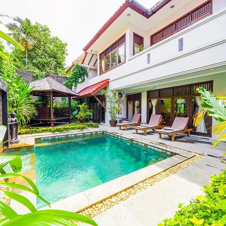 Villa Mica - Kuta - 5 Bedrooms - 5 Bathrooms - Great Location المظهر الخارجي الصورة