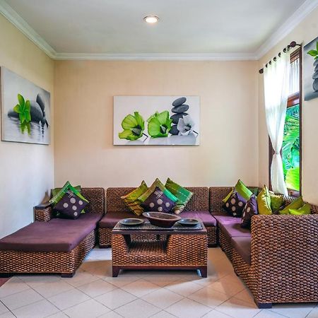Villa Mica - Kuta - 5 Bedrooms - 5 Bathrooms - Great Location المظهر الخارجي الصورة