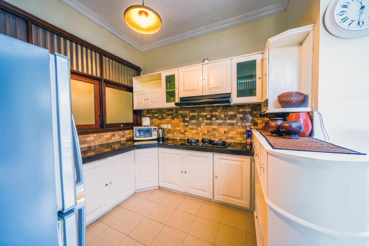 Villa Mica - Kuta - 5 Bedrooms - 5 Bathrooms - Great Location المظهر الخارجي الصورة