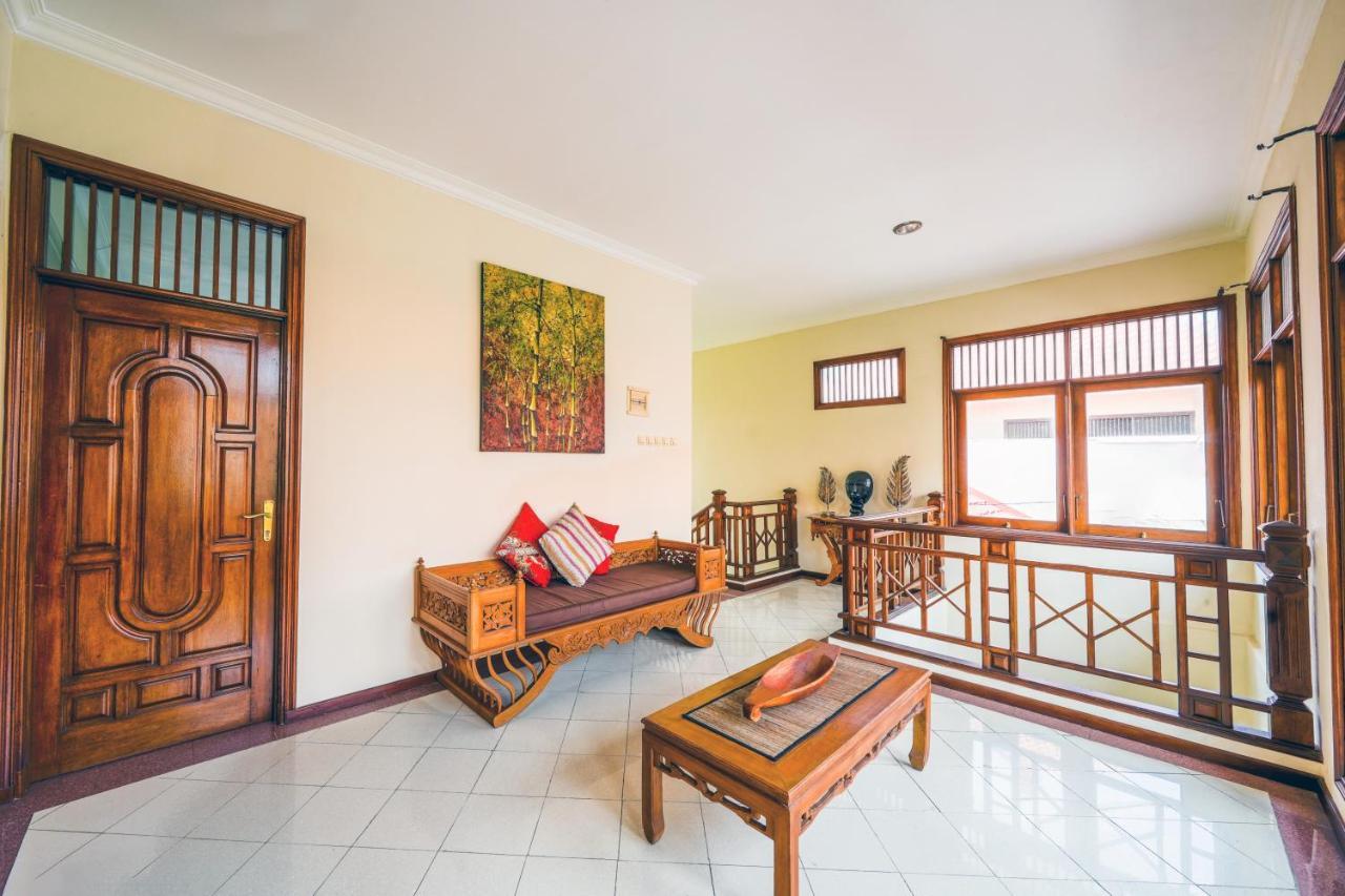 Villa Mica - Kuta - 5 Bedrooms - 5 Bathrooms - Great Location المظهر الخارجي الصورة