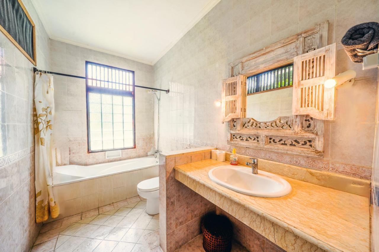 Villa Mica - Kuta - 5 Bedrooms - 5 Bathrooms - Great Location المظهر الخارجي الصورة